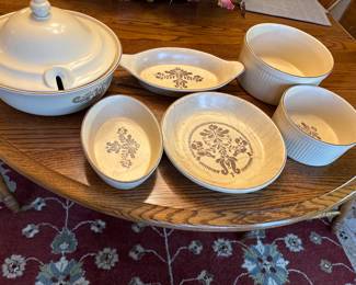 Pfaltzgraff 7 pc Serving set
Made in USA