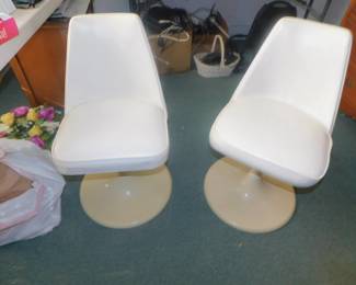 Vintage Tulip Saarinen Style Chairs