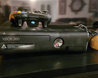 Xbox 360 works, no games