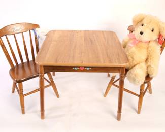 Child's Table & Chairs