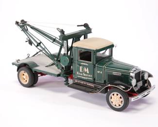 Danbury Mint die cast wrecker