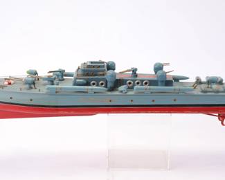 Vintage wooden Pond boat w/ motor