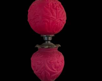 FENTON Puffy Satin Red Gone with the Wind Double Globe Lamp (2 OF 2)