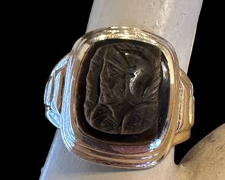 Vintage 10K GOLD Carved Cameo Ring