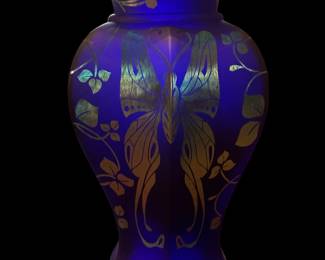 FENTON Limited Edition Favrene Glass Butterfly Crest Vase