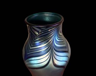 ORIENT & FLUME Pulled Feather Art Glass Vase