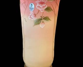 FENTON Burmese Hand Painted Connoisseur Collection 2002 Limited Edition (936/2500) Hummingbird Vase