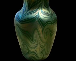 ORIENT & FLUME Pulled Feather Art Glass Vase