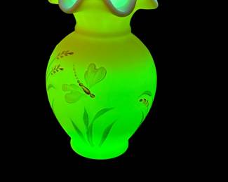FENTON Limited Edition Dragonfly Dalliance Burmese Glass Vase