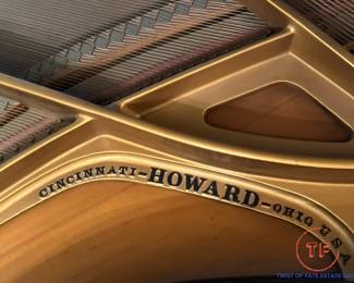 1930's HOWARD Baby Grand Piano by HOUSE OF BALDWIN