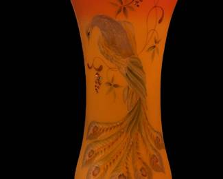 FENTON Limited Edition Regal Peacock Burmese Glass Vase