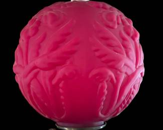 FENTON Puffy Satin Red Gone with the Wind Double Globe Lamp (2 OF 2)
