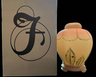 FENTON Limited Edition Daisy Ginger Jar