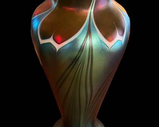 ORIENT & FLUME Pulled Feather Art Glass Vase