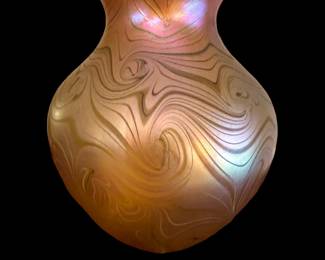 ORIENT & FLUME 1980 Art Glass Gold Iridized King Tut Vase