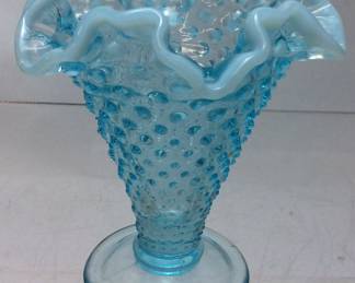 FENTON PETITE HOBNAIL VASE