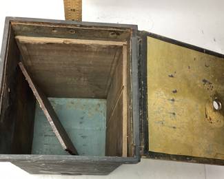 ANTIQUE 1800s FLOOR SAFE, ELM MONEY BOX, LOCK IS GONE