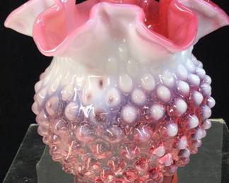 VINTAGE FENTON RUFFLED VASE