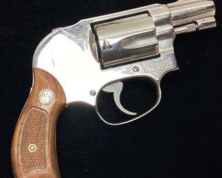 1952 SMITH & WESSON MODEL 49 .38cal SNUB NOSE REVOLVER,