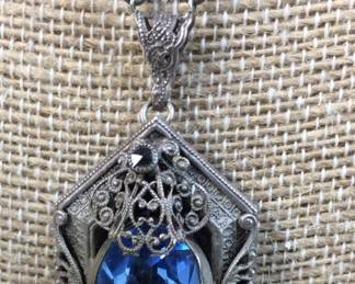 ANTIQUE CZECHOSLOVAKIAN NECKLACE