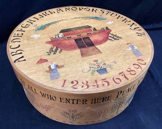 1990s NOAHS ARK STENCILED SHAKER BOX