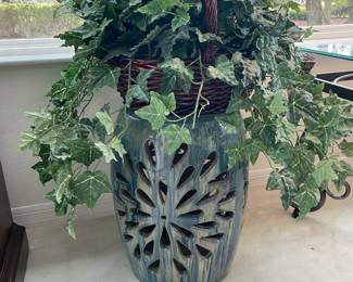 Ceramic Plant Stand