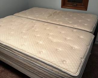 SLEEP NUMBER i8 KING SPLIT BED