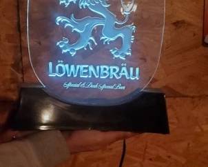 LOWENBRAU LIGHT UP SIGNE