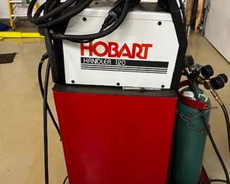 HOBART HANDLER 120 WELDER
