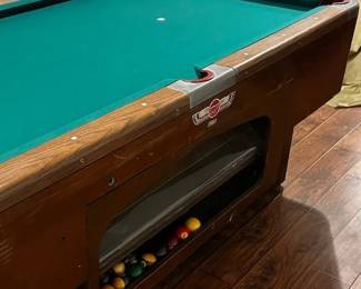 VALLEY POOL TABLE SIDE