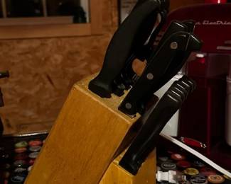 KNIFE BLOCK