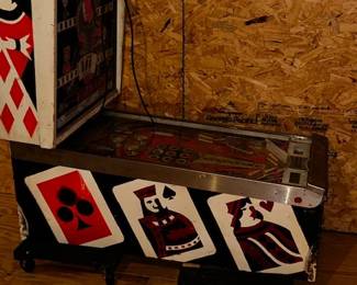 1974 WILLIAMS DEALERS CHOICE PIN BALL MACHINE SIDE VIEW