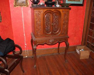 Atwater Kent Radio in its original cabinet with sliding doors closed