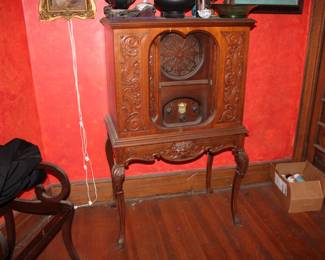 Atwater Kent Radio in its original cabinet with sliding doors