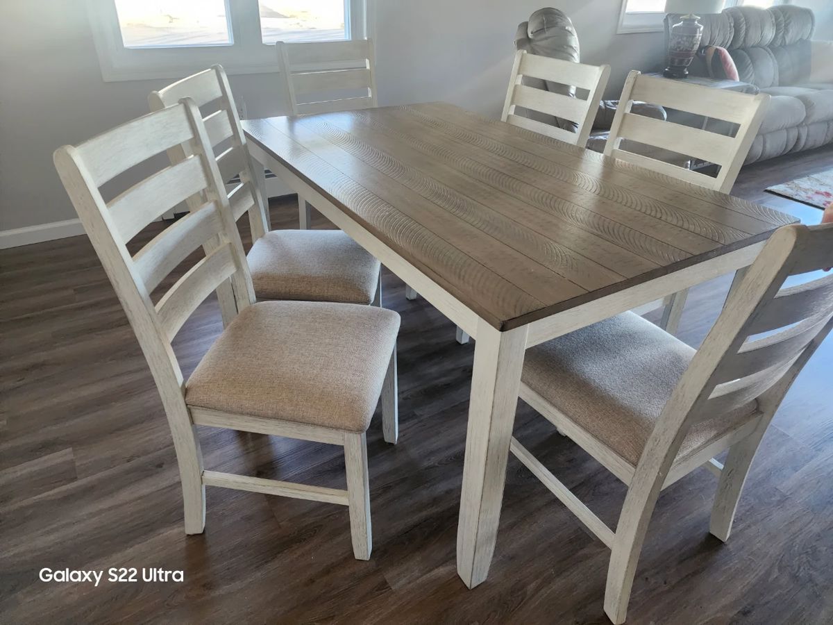 Toms River ONLINE Estate Sale Like New Furniture!... starts on 11/28/2023