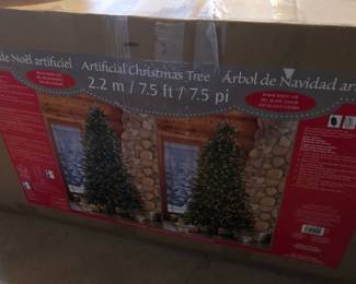 Costco Artificial Christmas Tree - 7 1/2 Feet