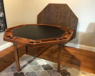 Foldable Poker Table