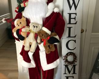 Large Santa Christmas Decoration, Welcome Sign