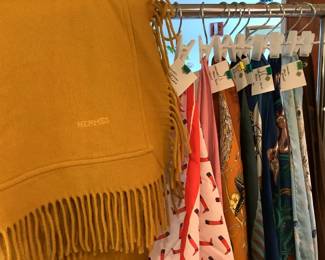 Hermes - Throw and Scarves