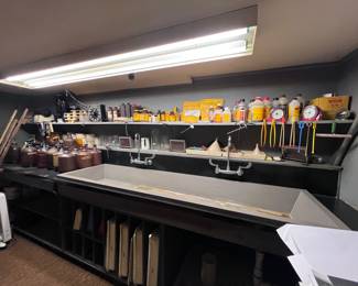 DARKROOM & PHOTO EQUIPMENT 