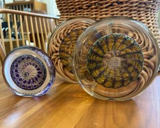 signed Tom Philabaum Reptilian glass