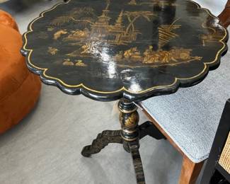 Chinoiserie tilt table