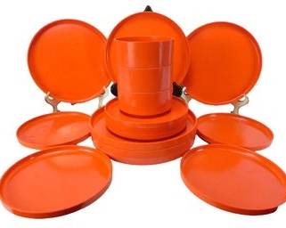 Heller, Massimo Vignelli Dinnerware, Orange Monochromatic - 6 Salad, 6 Dinner Plates, 3 Bowls - 15 Pieces