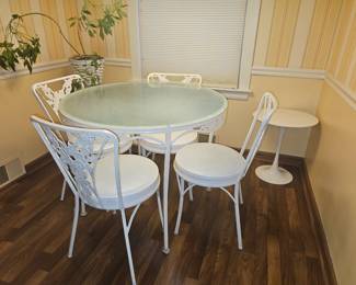 Woodard table set, Herman Miller table  