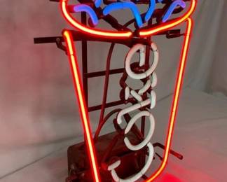 CLOSEUP VIEW NEON