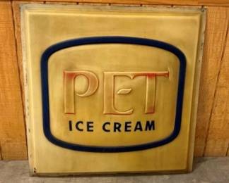 PLASTIC PET ICE CREAM SIGN