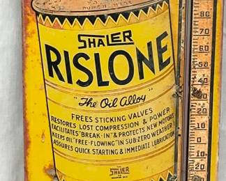 CLOSE UP VIEW W/OIL CAN