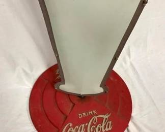 CLOSEUP VIEW OTHERSIDE CAST BASE