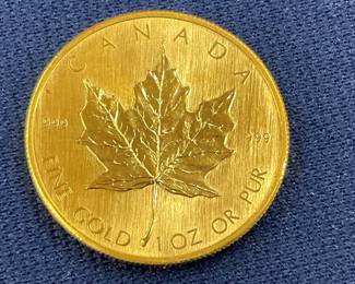 BACKVIEW GOLD MAPLE LEAF