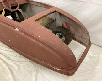 BACK VIEW CARNIVAL CAR 